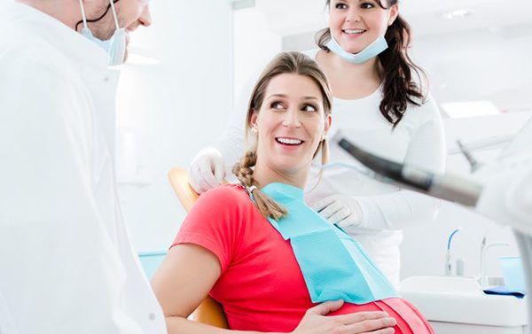 Dal dentista in gravidanza