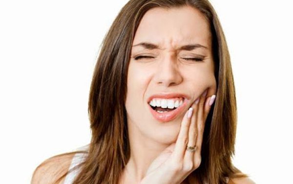 Cosa fare in caso di forte mal di denti