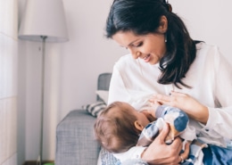 Trattamenti dentali per madri che allattano