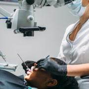 I motivi per non affidarsi a uno studio dentistico low-cost